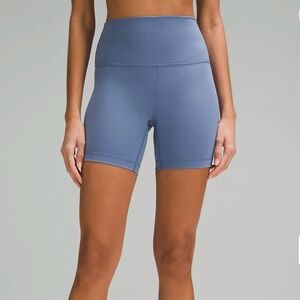 Wunder Train High-Rise Short 6"